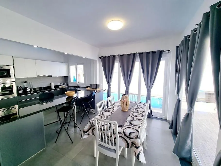 Luxury Villa Zen Puerto del Carmen